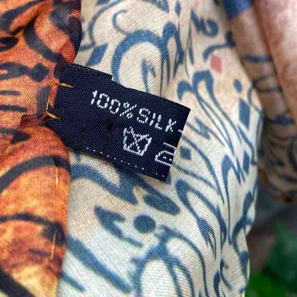 Malik 100% Silk Scarf Hand Stitched Rolled Edges Rectangle Fall Orange Malik - Picture 4 of 16